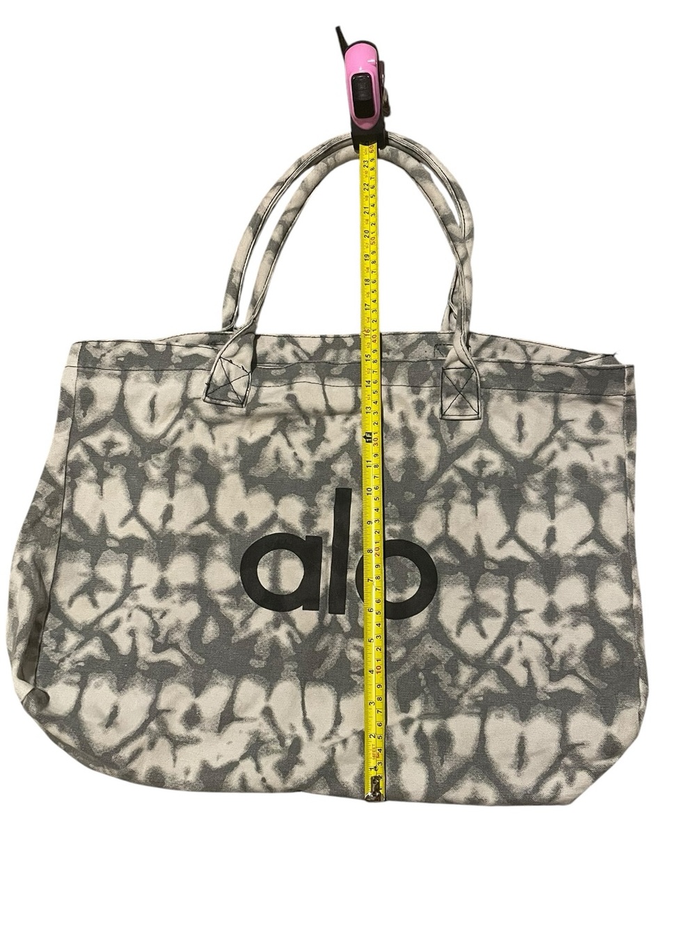 Alo Tie-Dye Tote Canvas Bag in Gray and White - Picture 3 of 5
